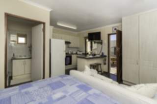 self_catering_accommodation_kenton_on_sea